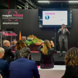 A cook in MAPIC FOOD